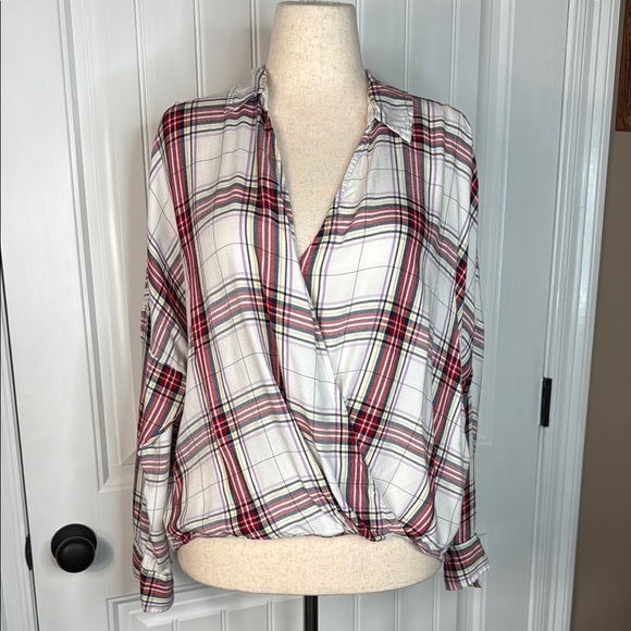 Lou & Grey for Loft red plaid wrap long sleeve top Sz XL - Picture 2 of 9